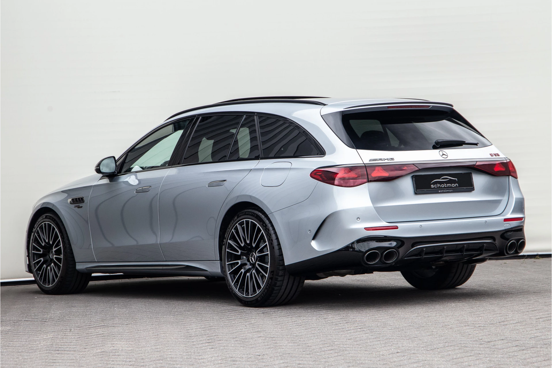 Hoofdafbeelding Mercedes-Benz E-Klasse