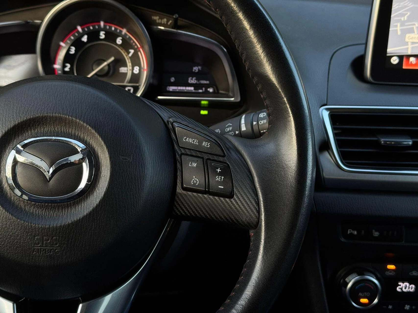 Hoofdafbeelding Mazda 3