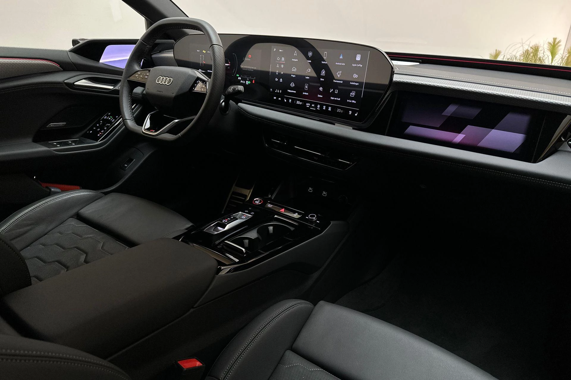 Hoofdafbeelding Audi S6 Avant e-tron