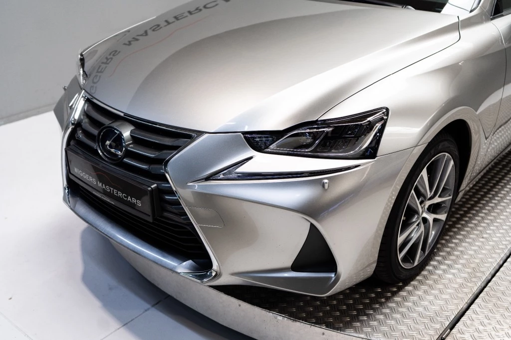 Hoofdafbeelding Lexus IS