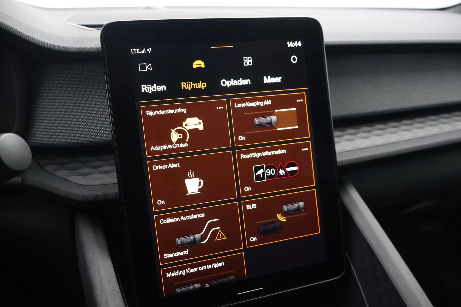 Hoofdafbeelding Polestar 2