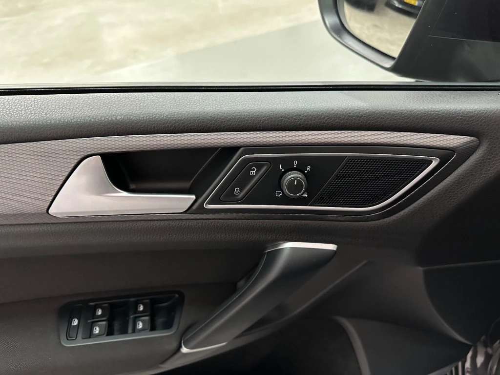 Hoofdafbeelding Volkswagen Golf Sportsvan