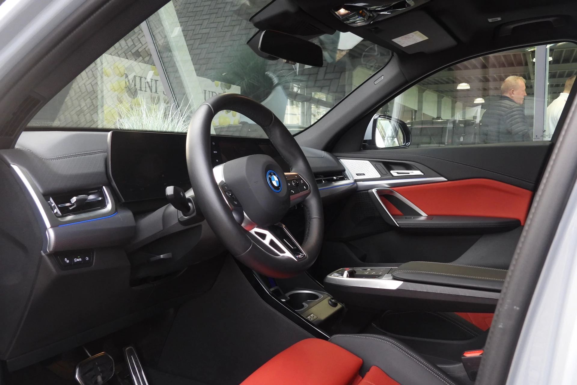 Hoofdafbeelding BMW iX2