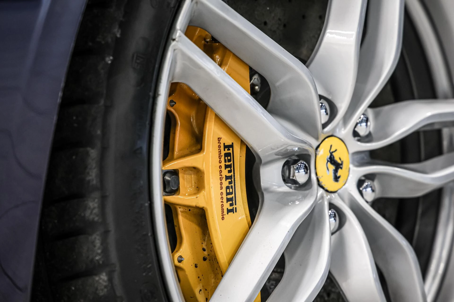 Hoofdafbeelding Ferrari FF