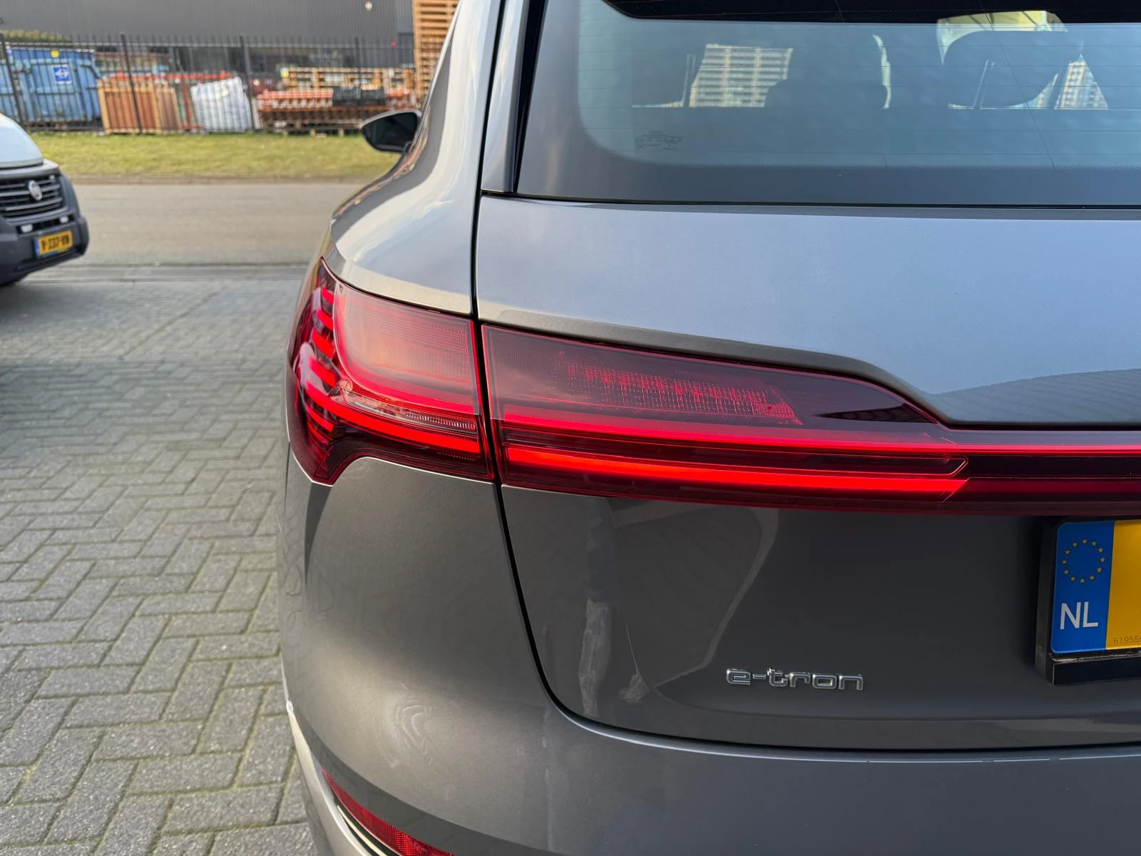 Hoofdafbeelding Audi e-tron