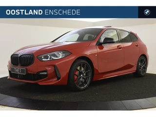 BMW 1 Serie 118i High Executive M Sport Automaat / Colour Vision / Panoramadak / M Sportstoelen / Adaptieve LED / Active Cruise Control / M Sportonderstel / Comfort Access / Head-Up / Parking Assistant / Automaat