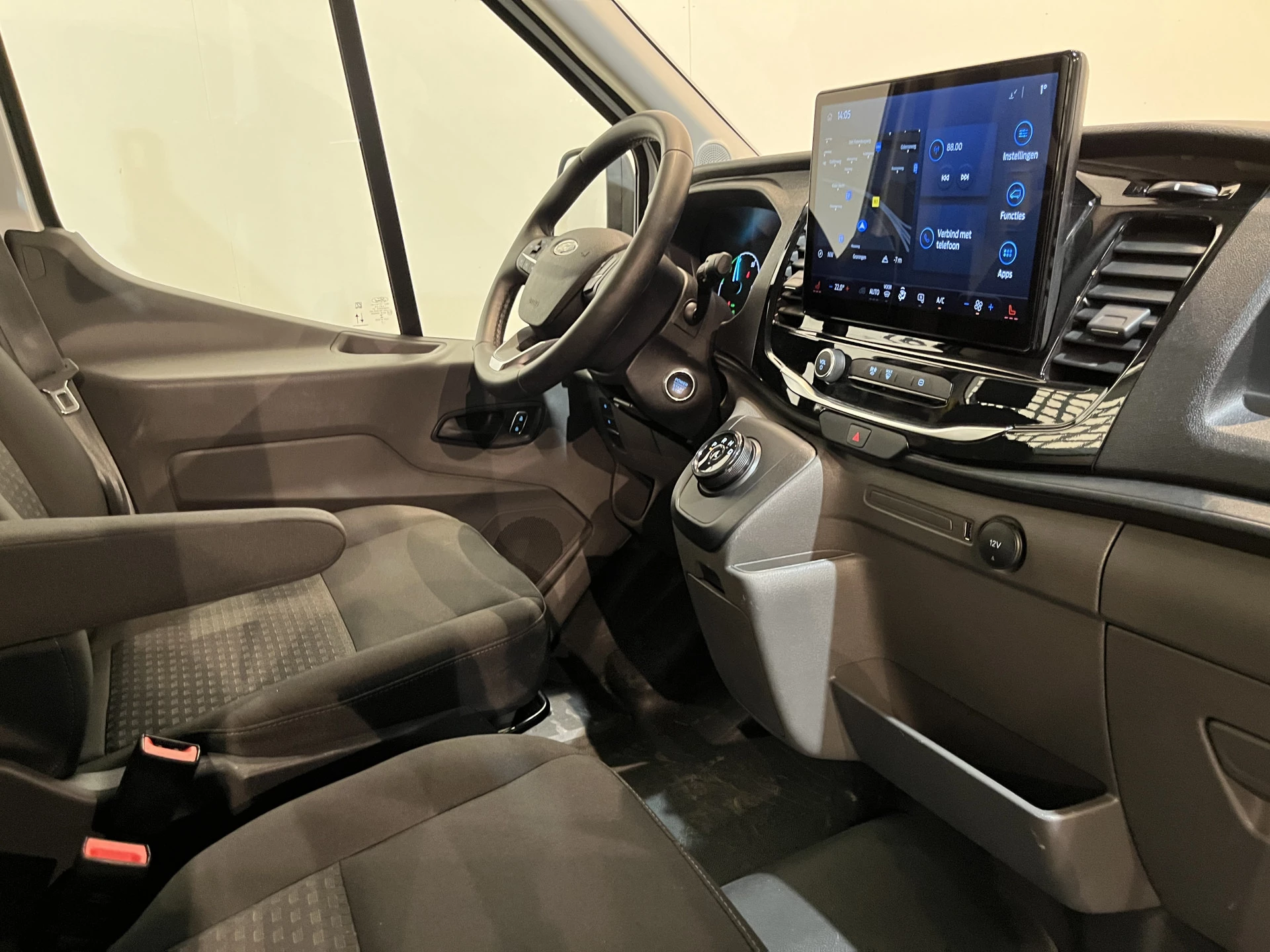 Hoofdafbeelding Ford E-Transit