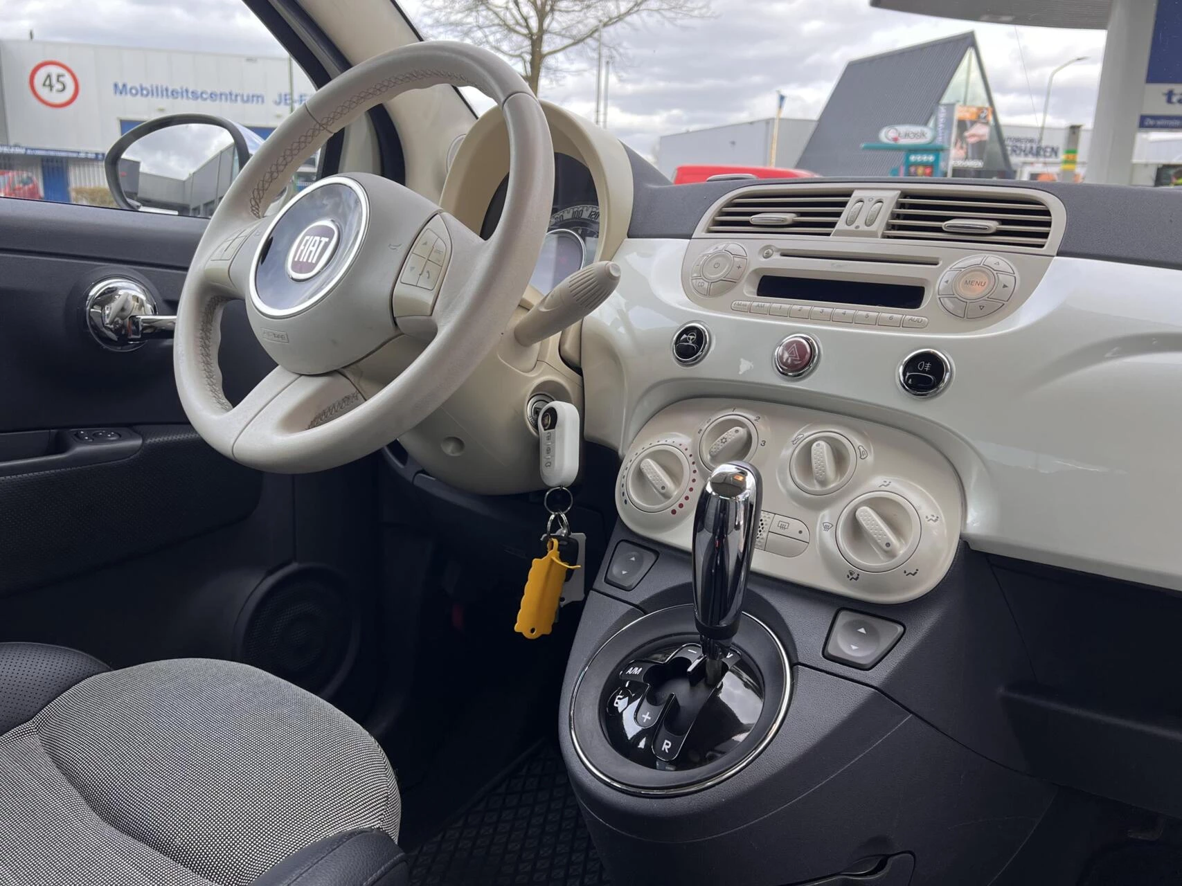 Hoofdafbeelding Fiat 500C