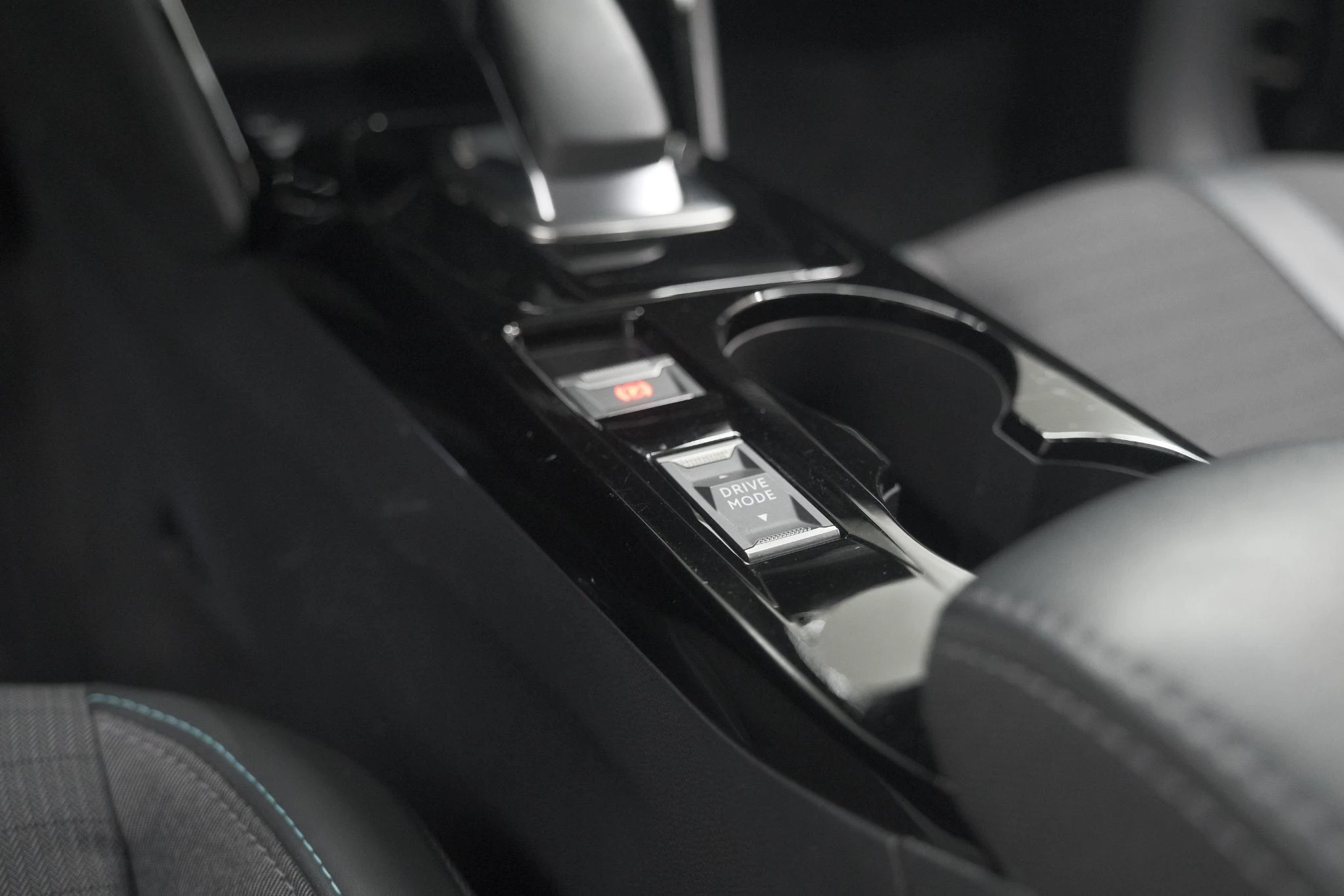 Hoofdafbeelding Peugeot e-208