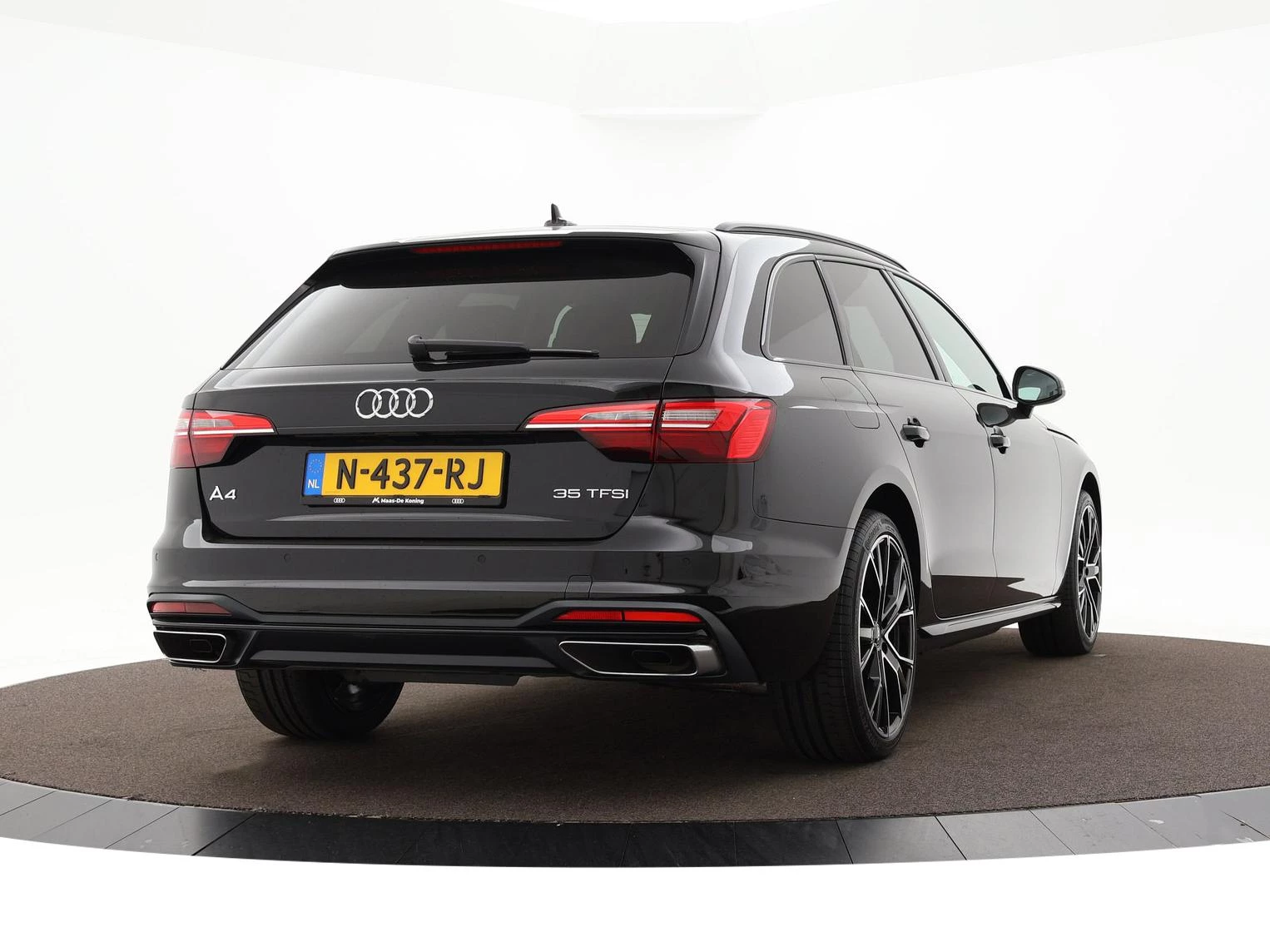 Hoofdafbeelding Audi A4