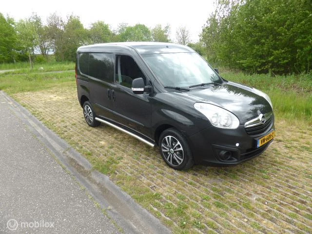 Hoofdafbeelding Opel Combo