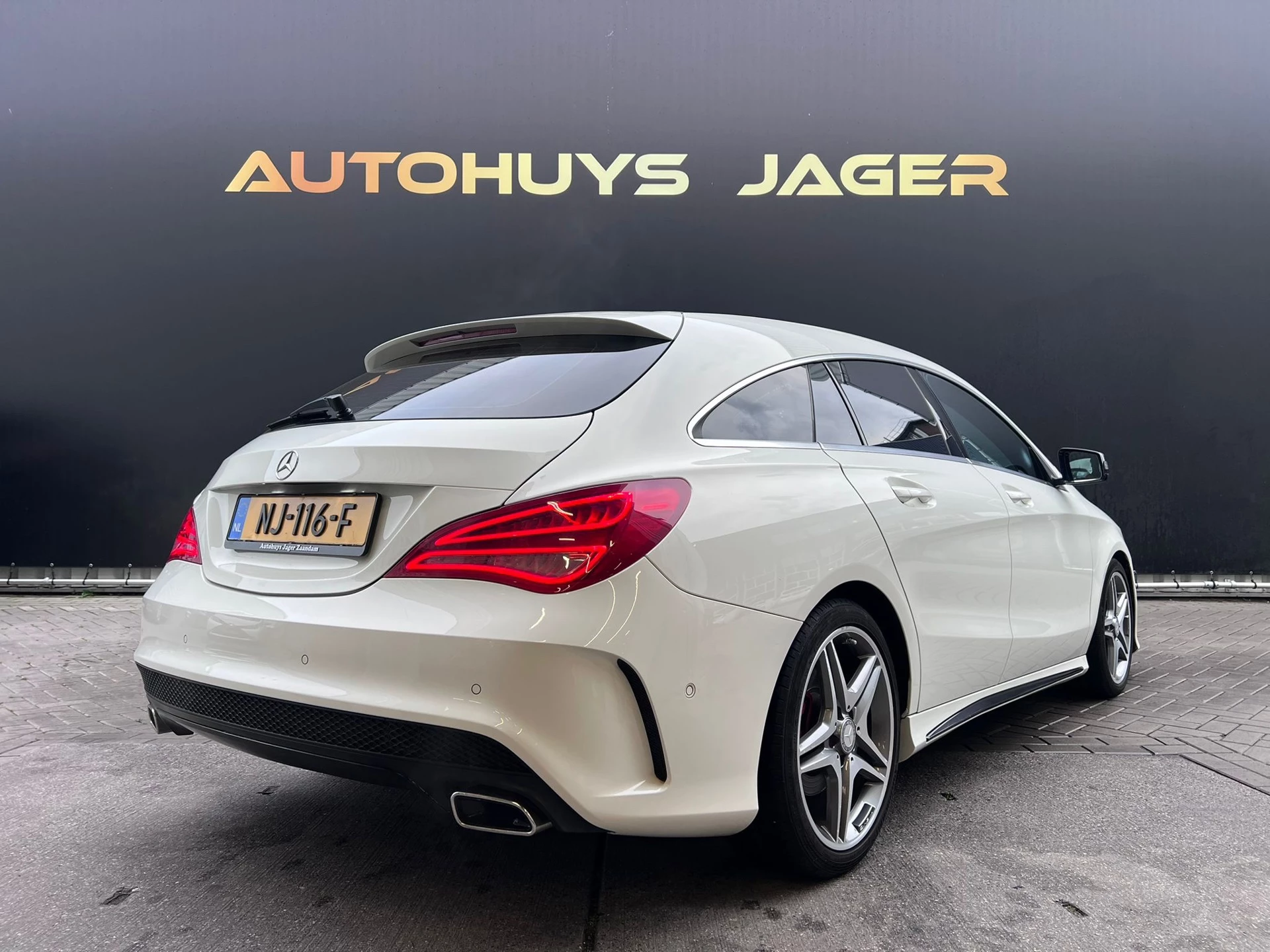 Hoofdafbeelding Mercedes-Benz CLA