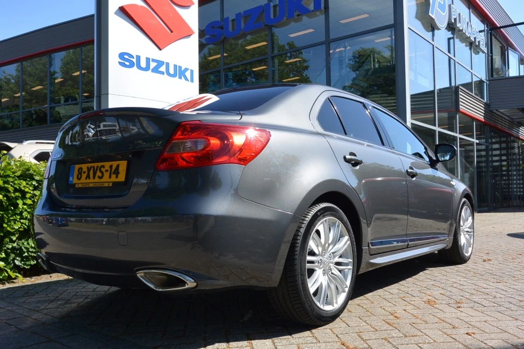 Hoofdafbeelding Suzuki Kizashi