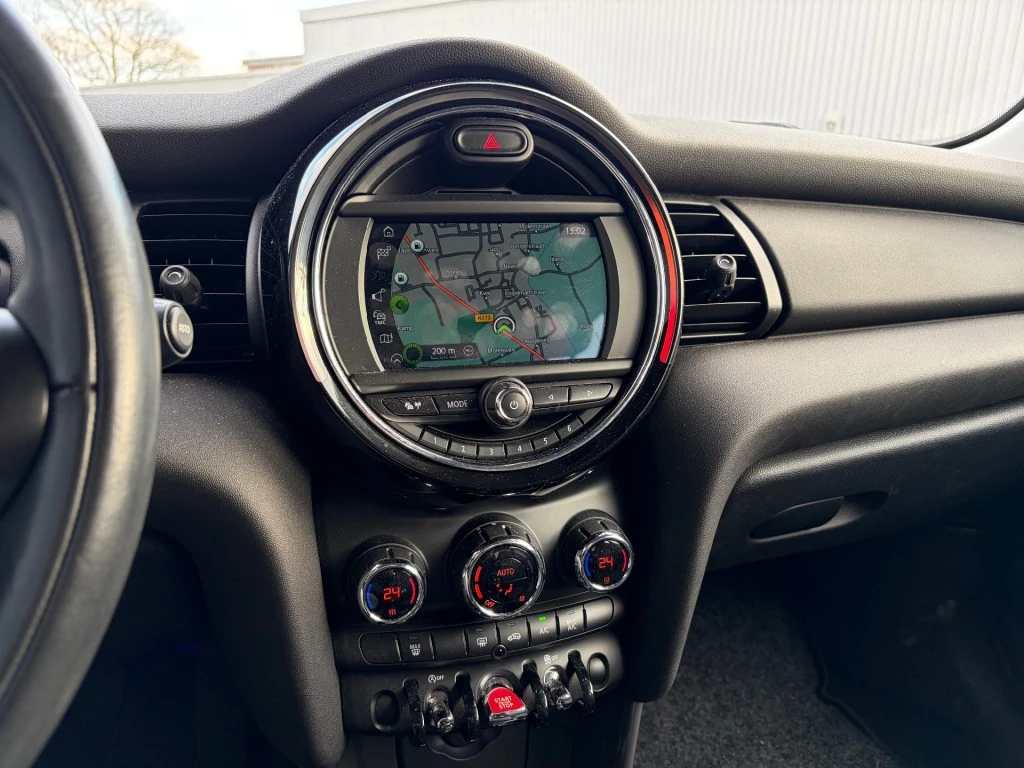 Hoofdafbeelding MINI One