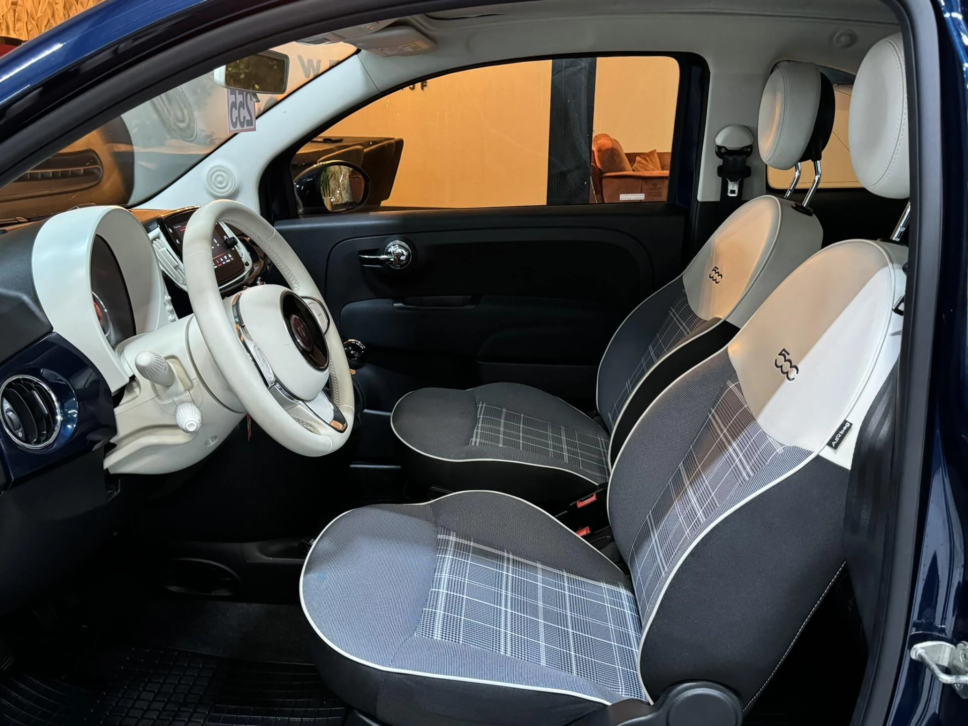 Hoofdafbeelding Fiat 500C