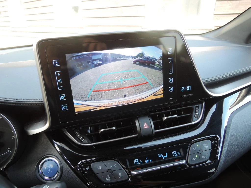 Hoofdafbeelding Toyota C-HR