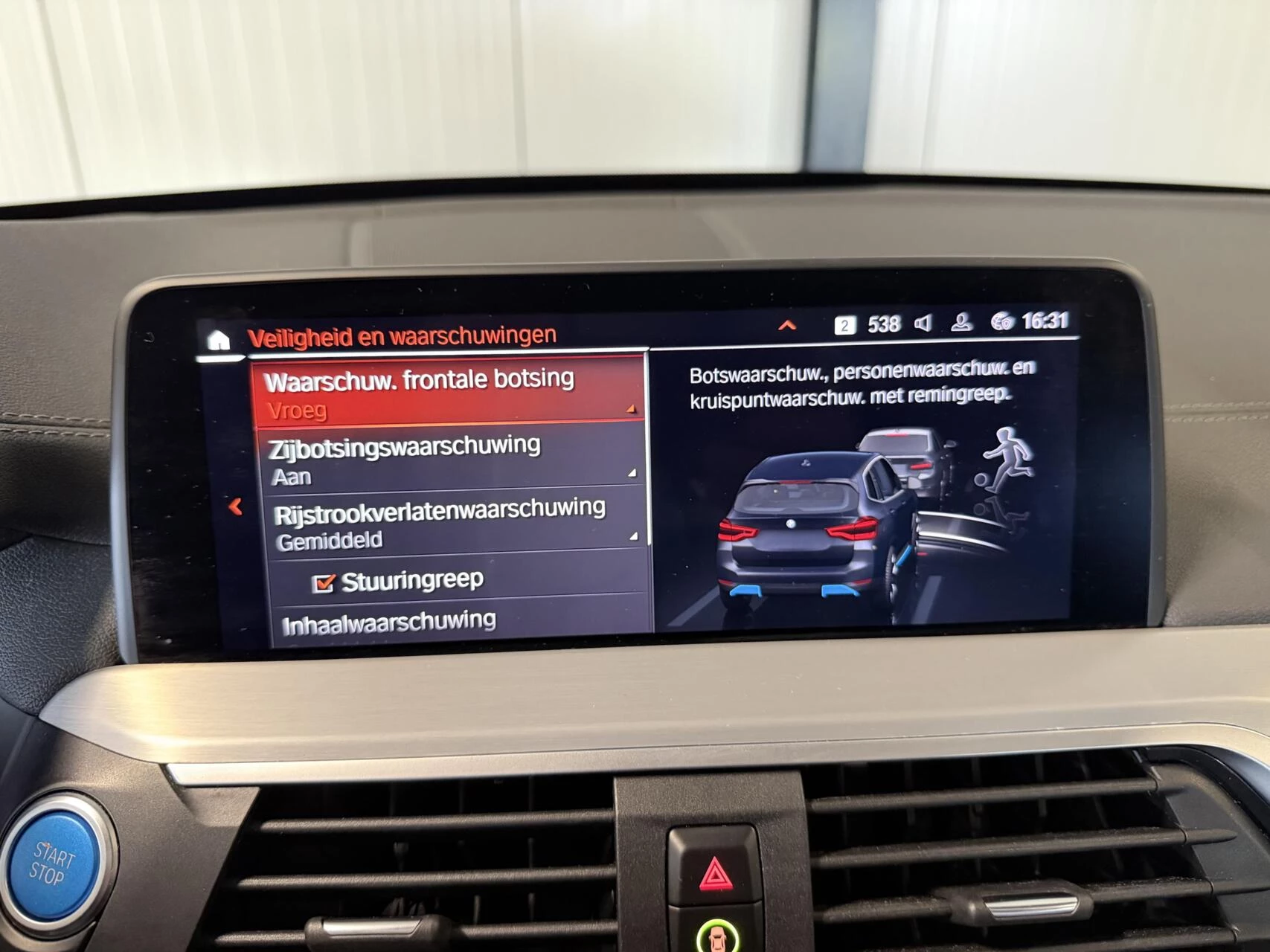 Hoofdafbeelding BMW iX3