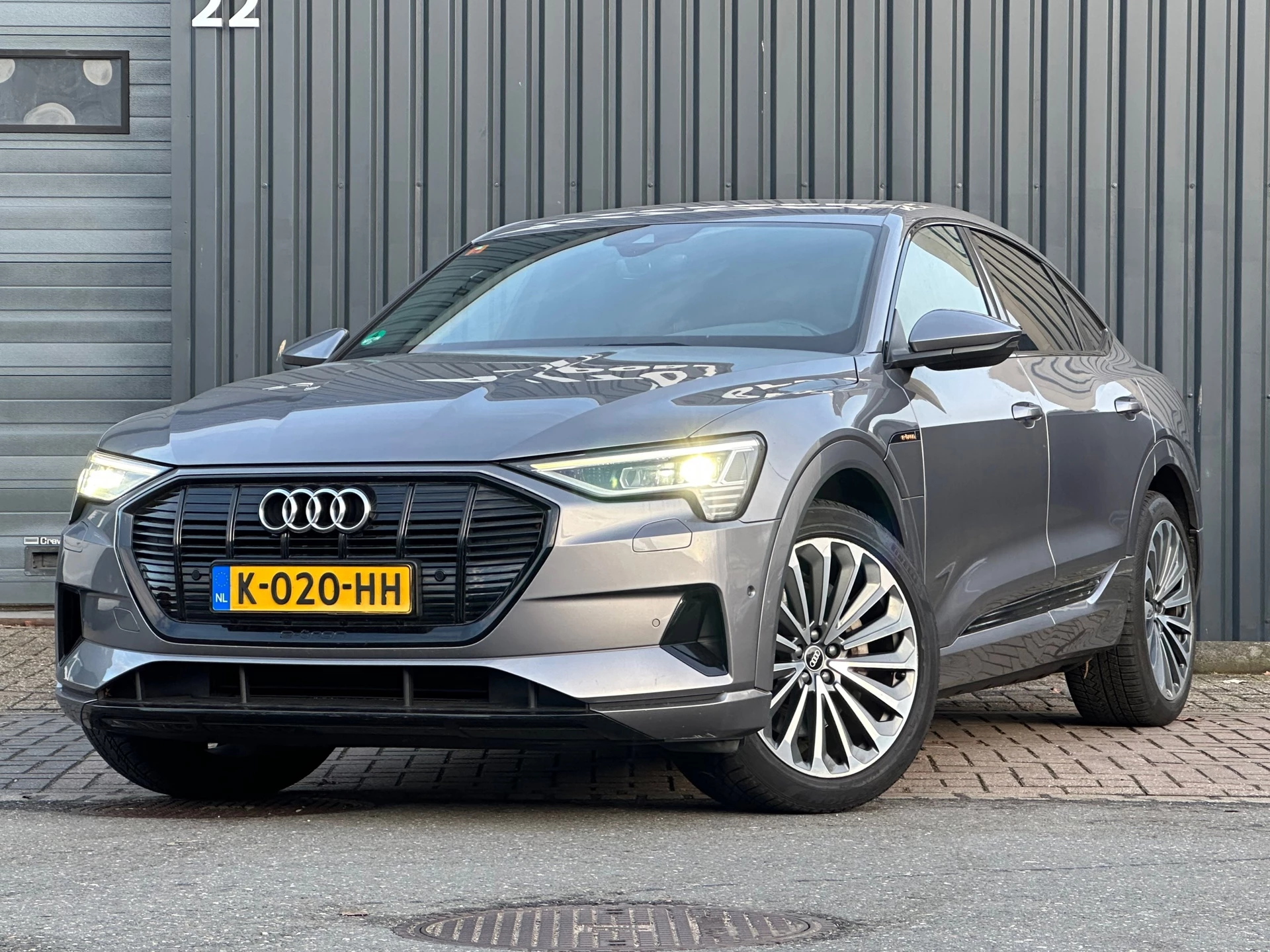 Hoofdafbeelding Audi e-tron