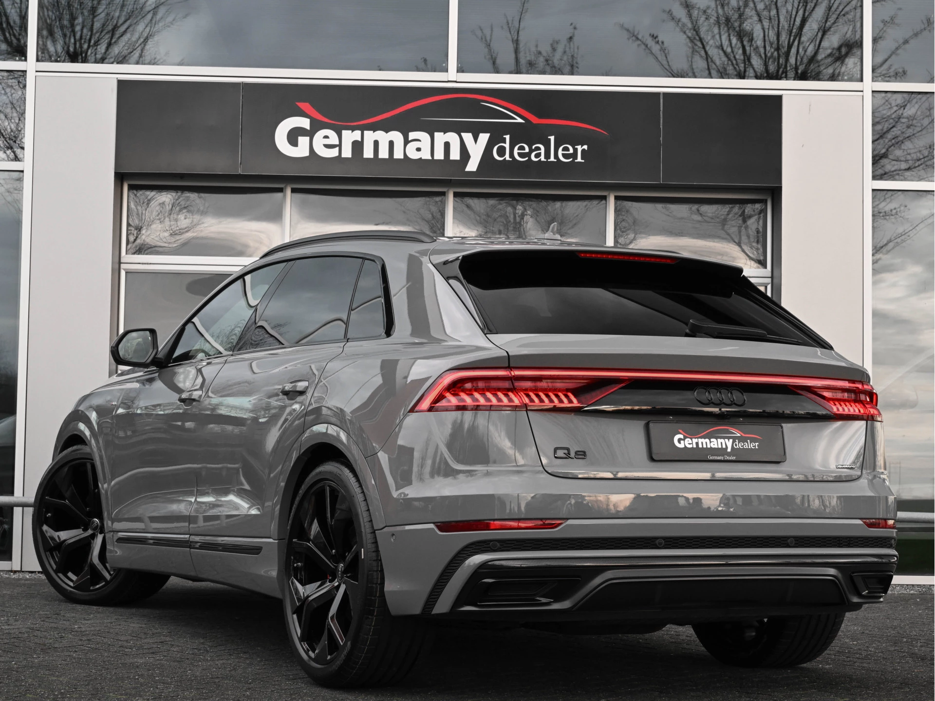 Hoofdafbeelding Audi Q8