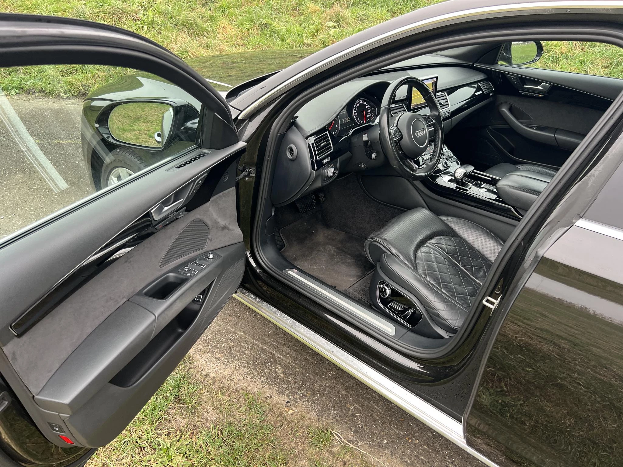 Hoofdafbeelding Audi A8