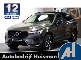 Volvo XC60 2.0 Recharge Long Range T6 AWD 293kW/399pk Aut8 Plus Dark R-Design PANORAMADAK + EL.TREKHAAK + PILOT ASSIST + ADAPT.CRUISE + SPORTSTOELEN + GOOGLE DASHBOARD + STOEL-&STUURVERWARMING + CAMERA + FULL LED HIGH + PARKSENSOREN V&A + 19" LM-VELGEN!!