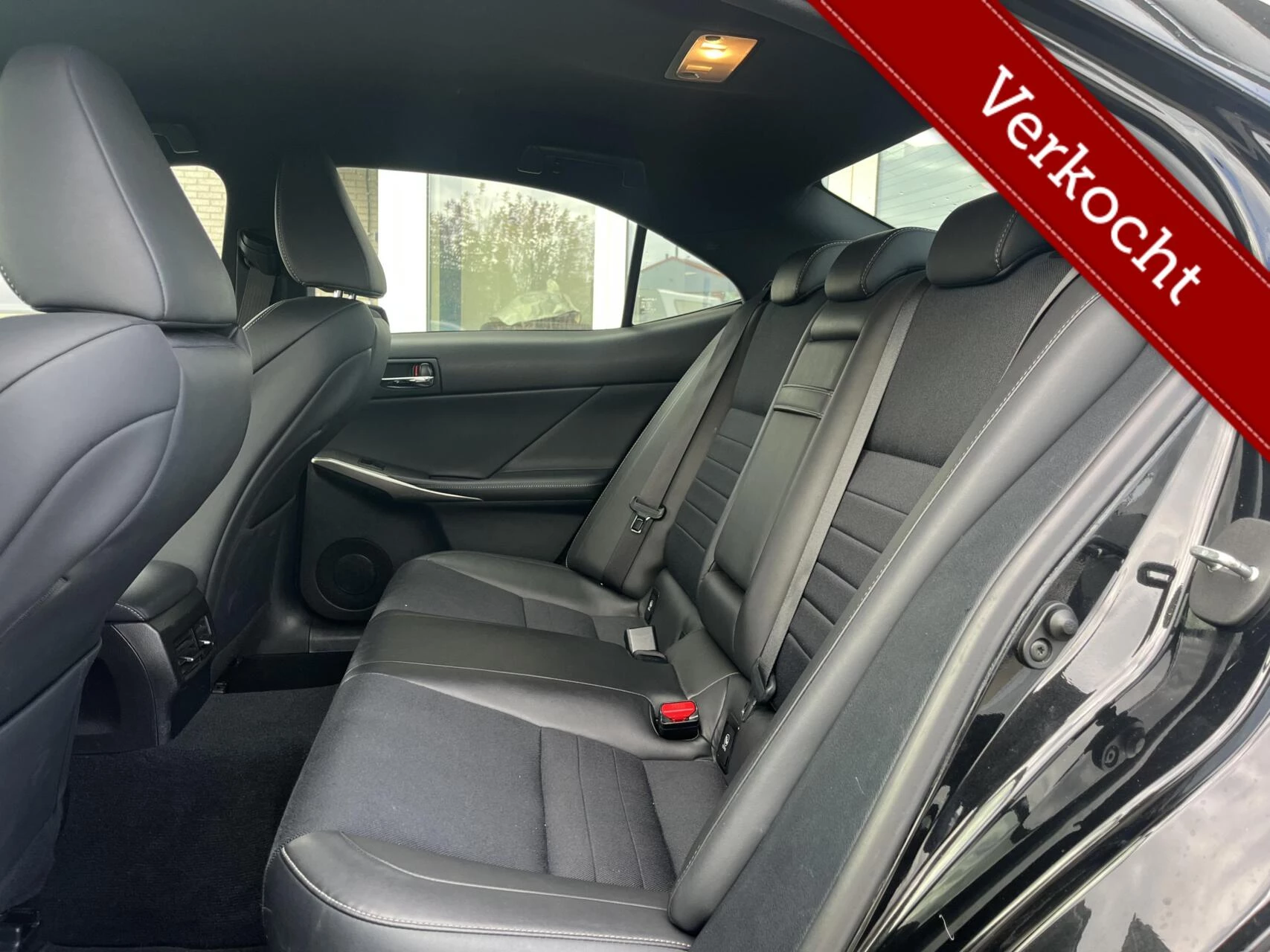 Hoofdafbeelding Lexus IS