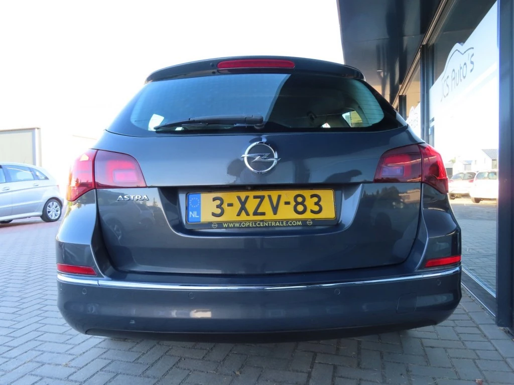 Hoofdafbeelding Opel Astra