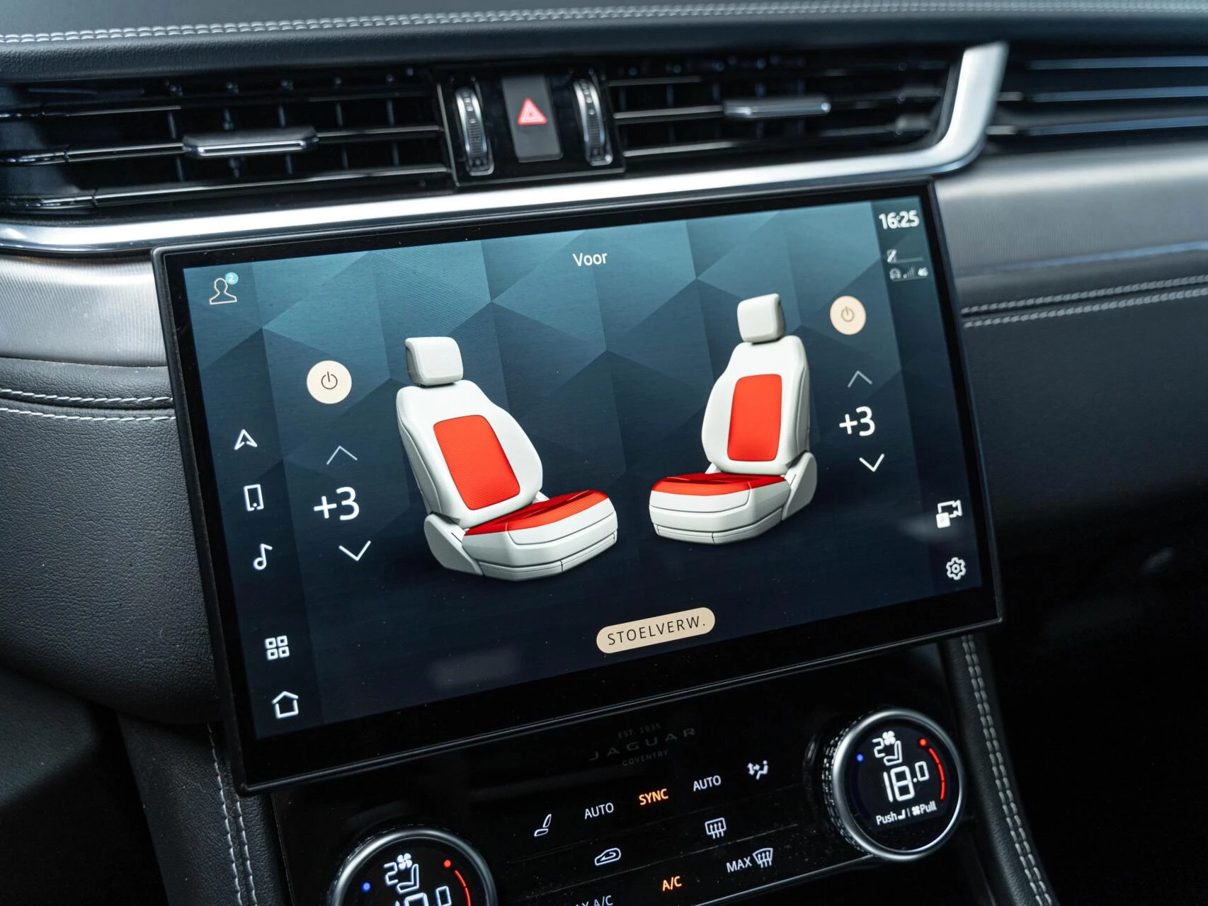 Hoofdafbeelding Jaguar F-PACE