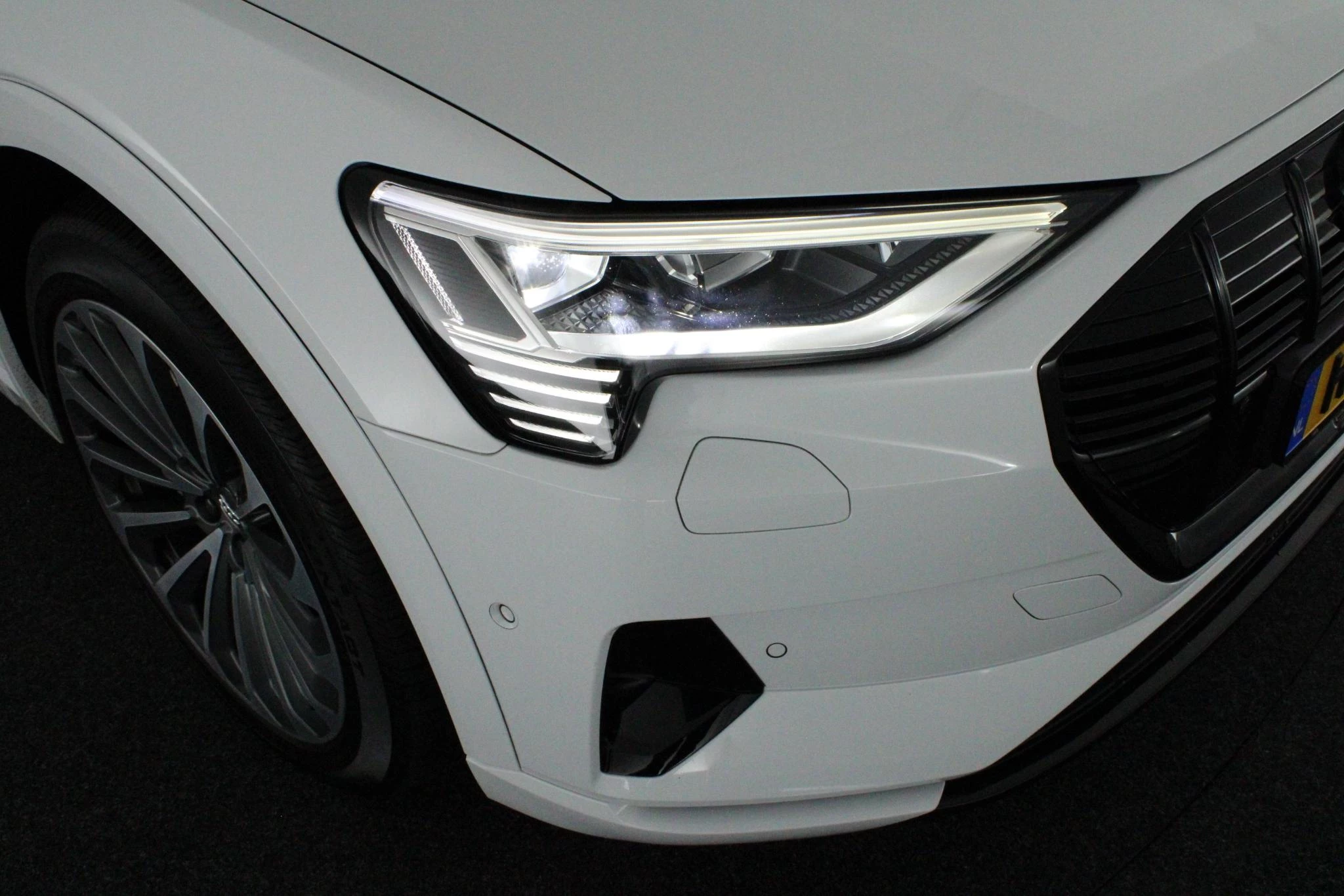 Hoofdafbeelding Audi e-tron