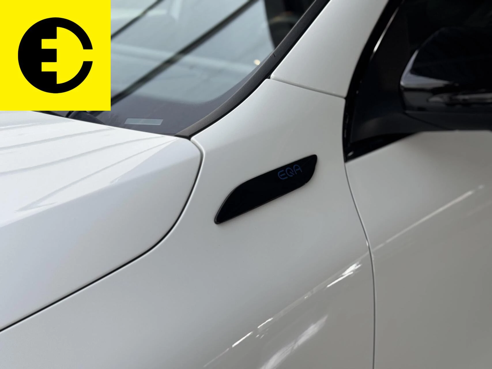 Hoofdafbeelding Mercedes-Benz EQA