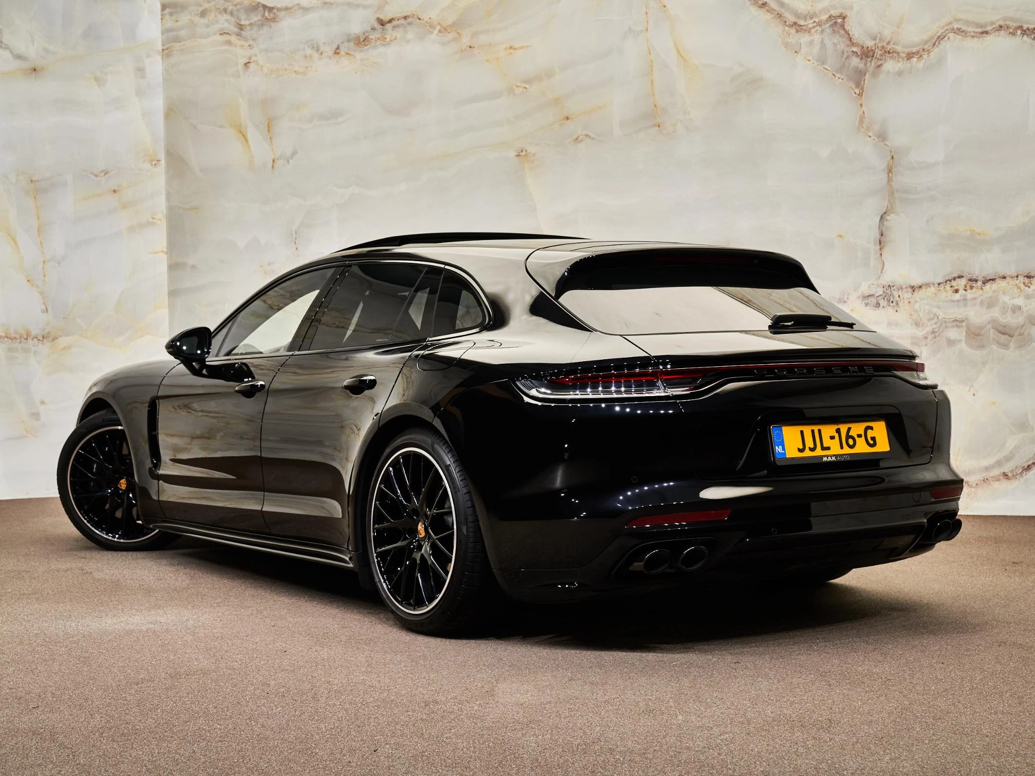 Hoofdafbeelding Porsche Panamera