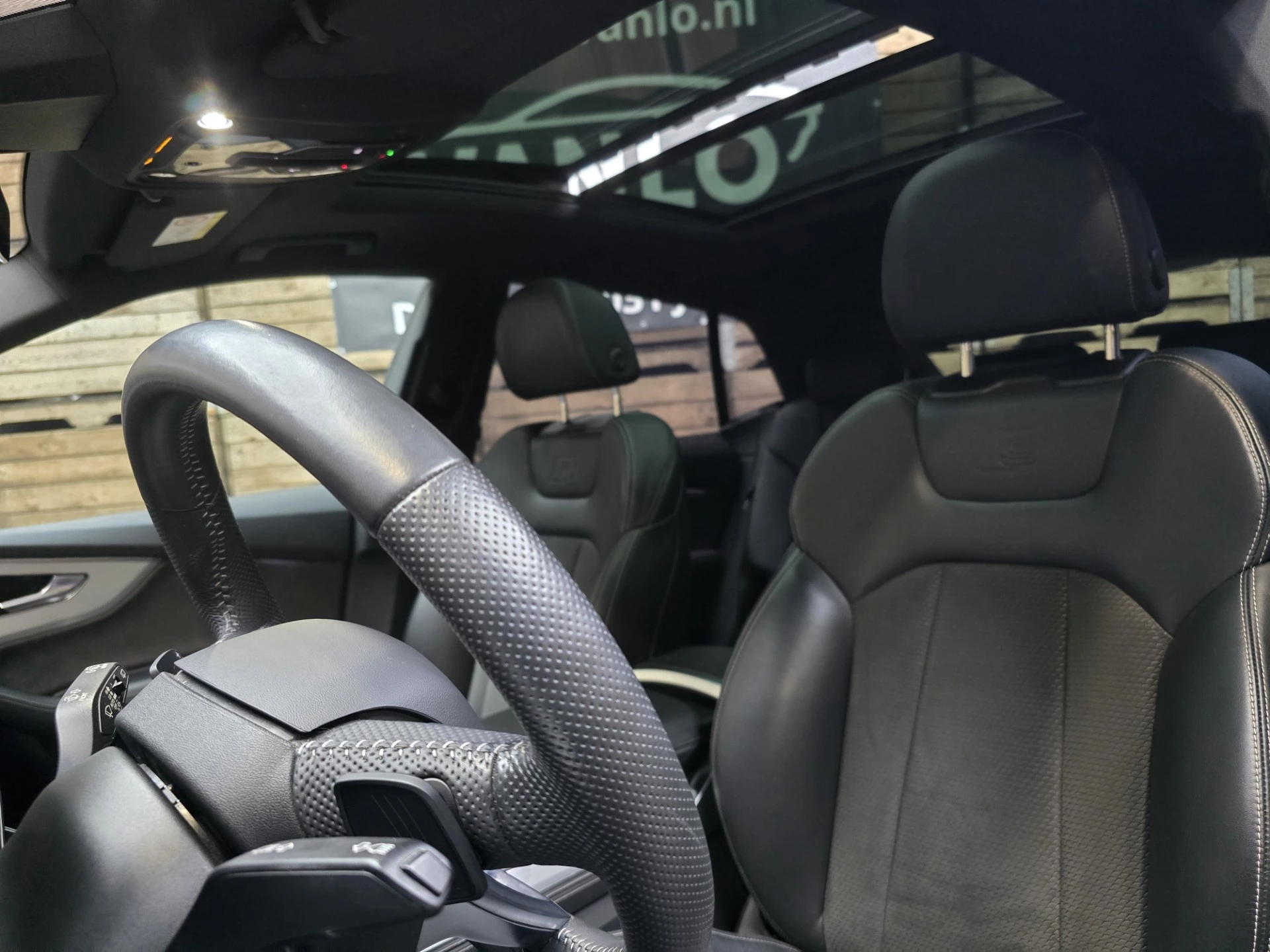 Hoofdafbeelding Audi Q8