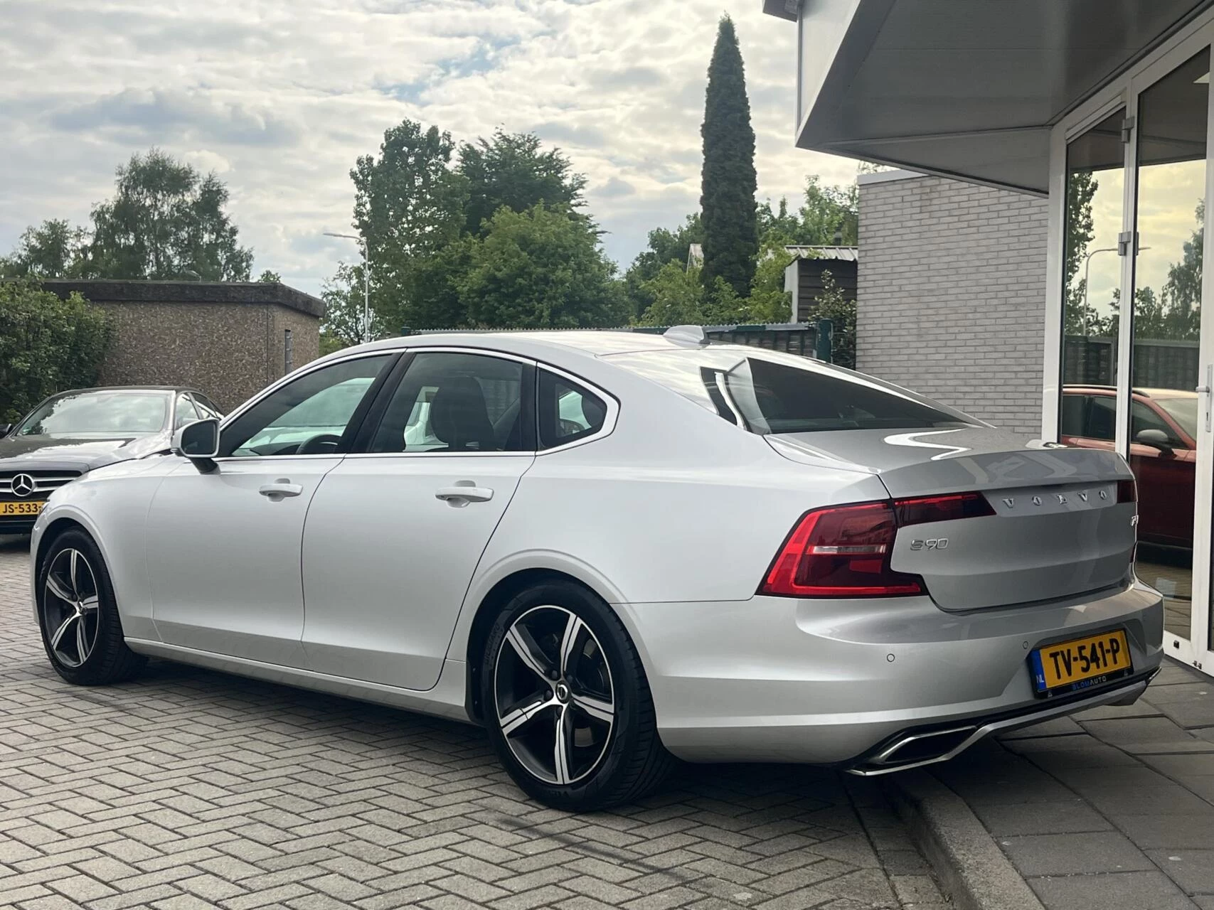 Hoofdafbeelding Volvo S90