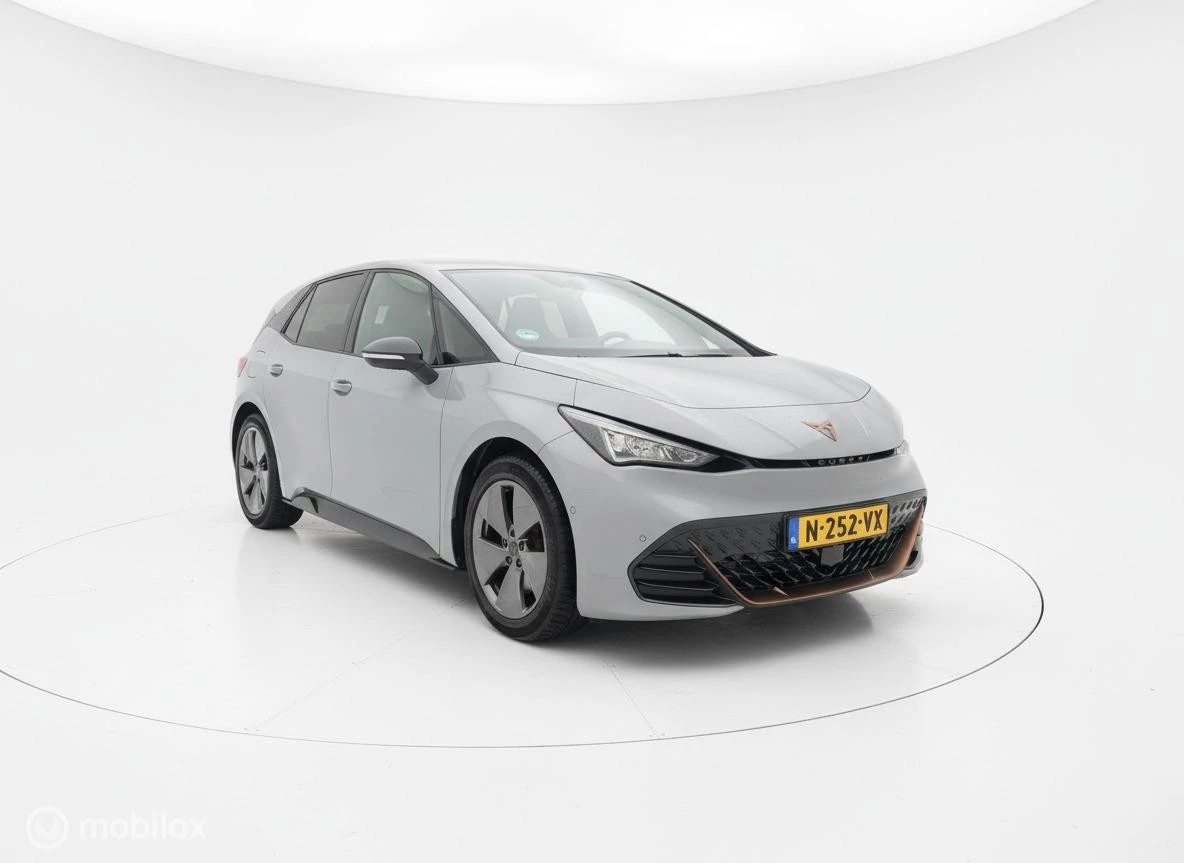 Hoofdafbeelding CUPRA Born