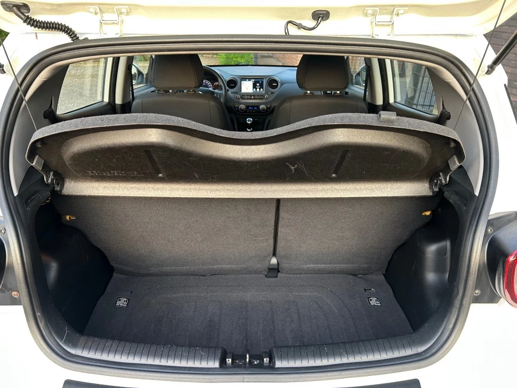 Hoofdafbeelding Hyundai i10