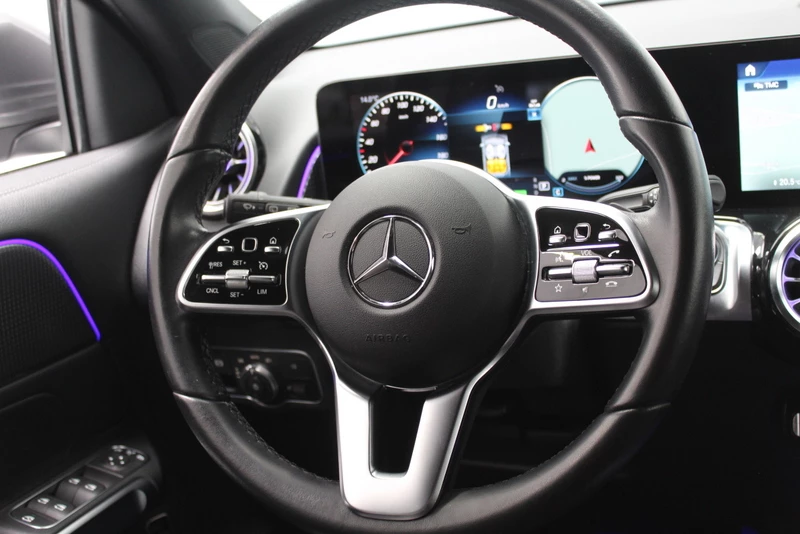 Hoofdafbeelding Mercedes-Benz EQB