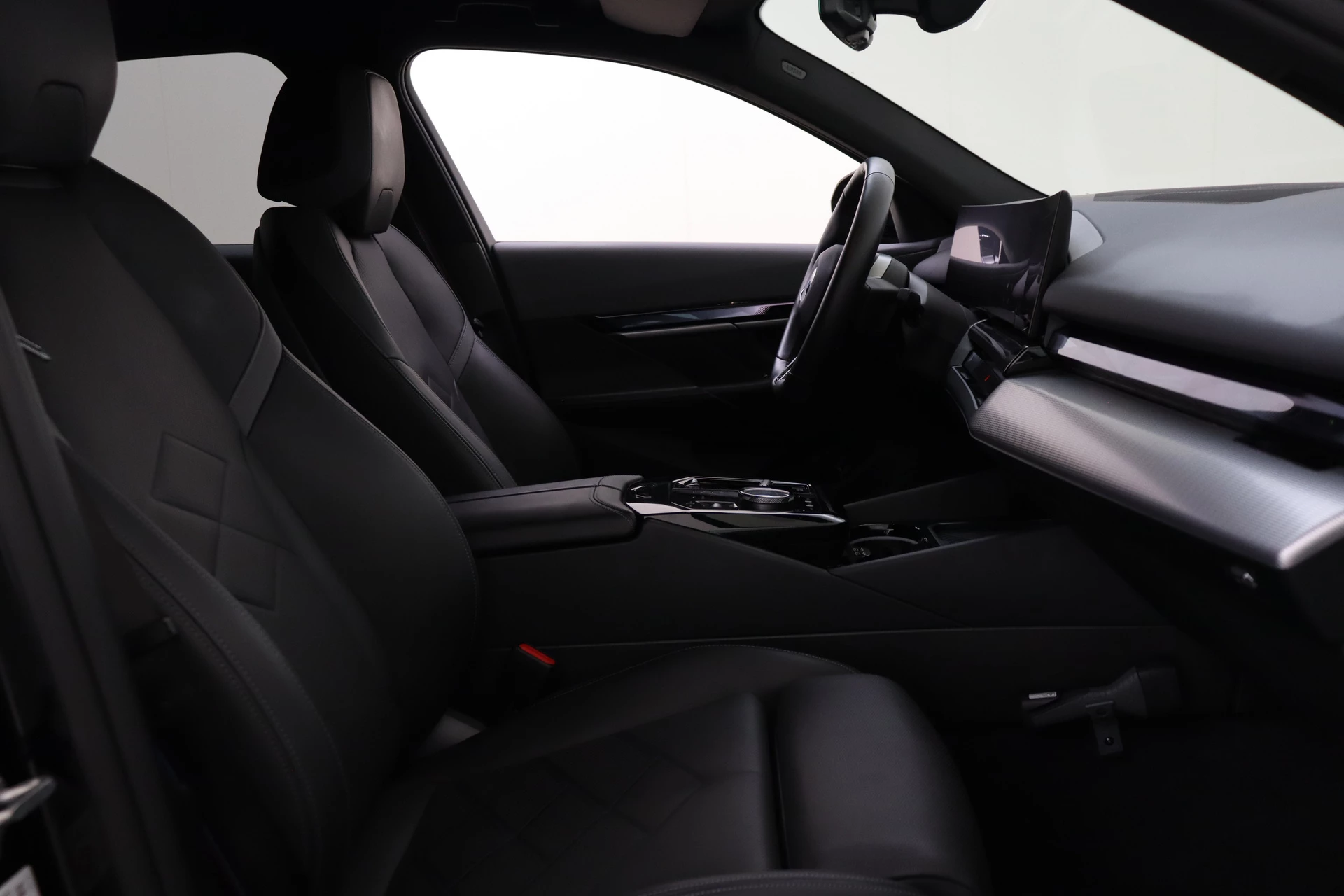 Hoofdafbeelding BMW i5