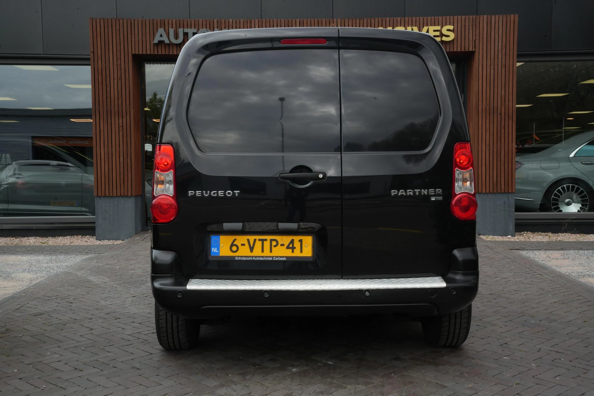 Hoofdafbeelding Peugeot Partner