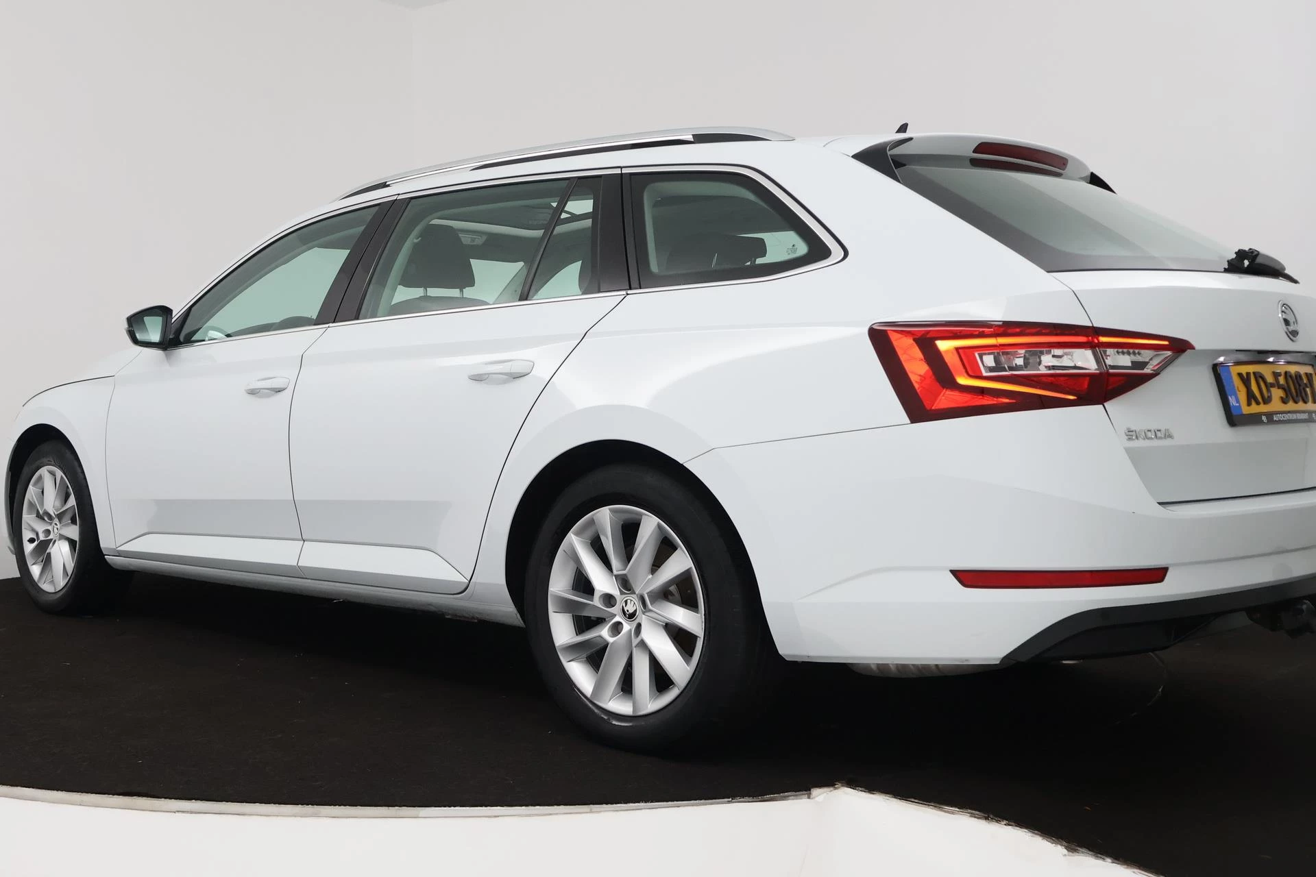 Hoofdafbeelding Škoda Superb