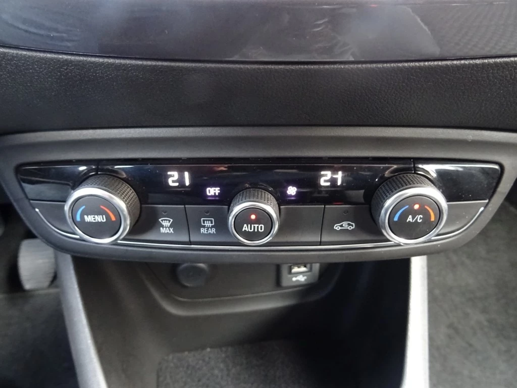 Hoofdafbeelding Opel Crossland X