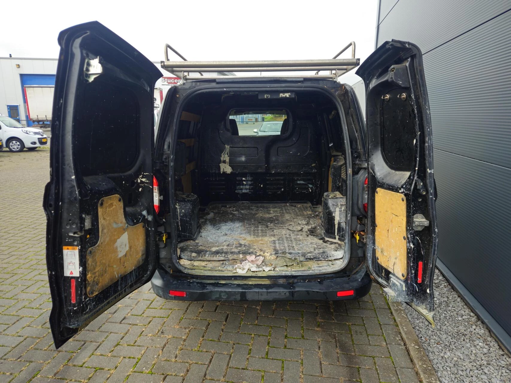 Hoofdafbeelding Ford Transit Courier