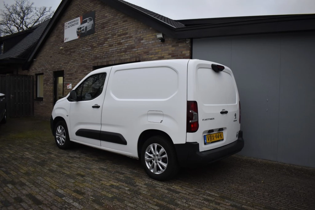 Hoofdafbeelding Peugeot Partner