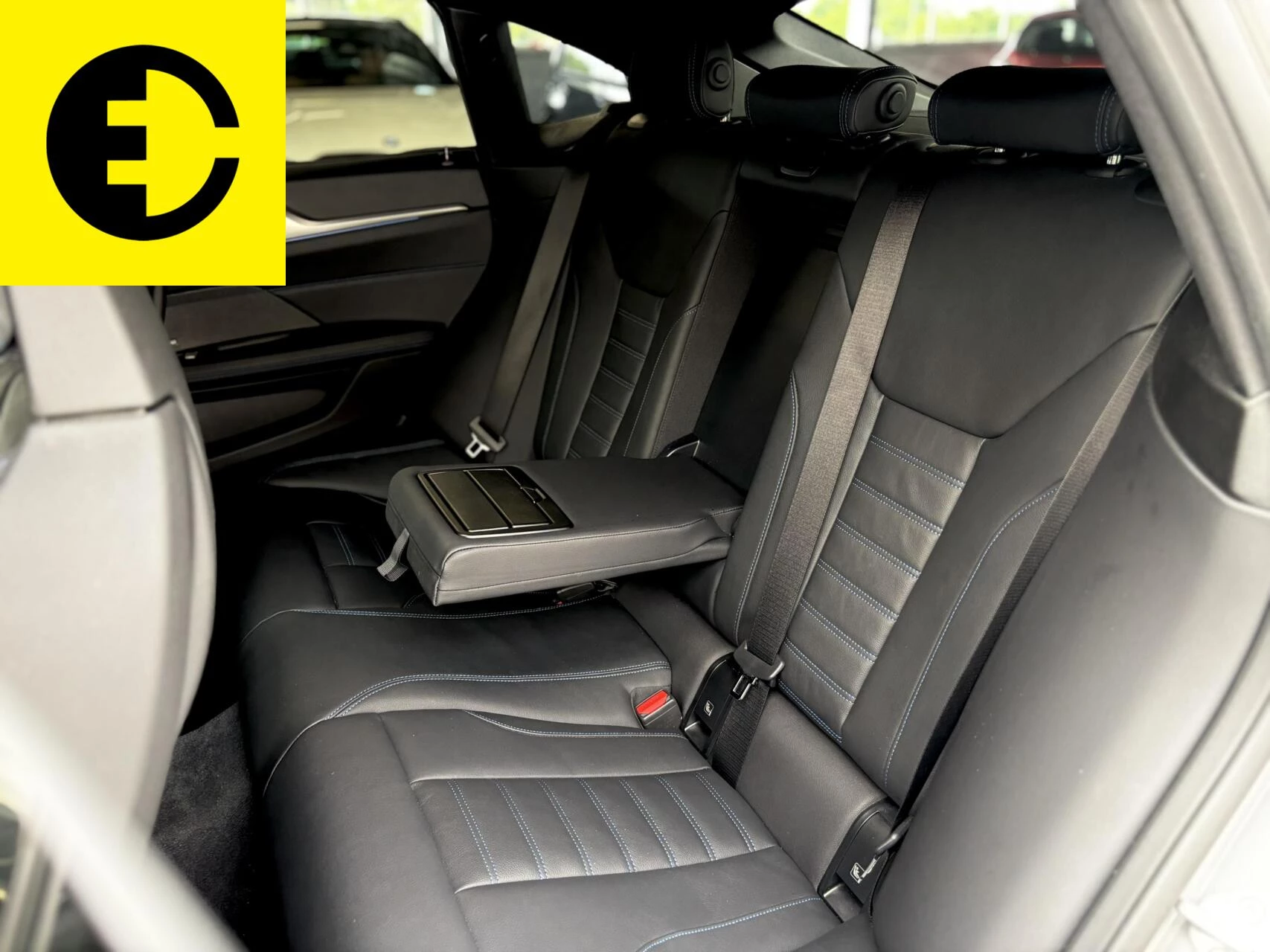 Hoofdafbeelding BMW i4