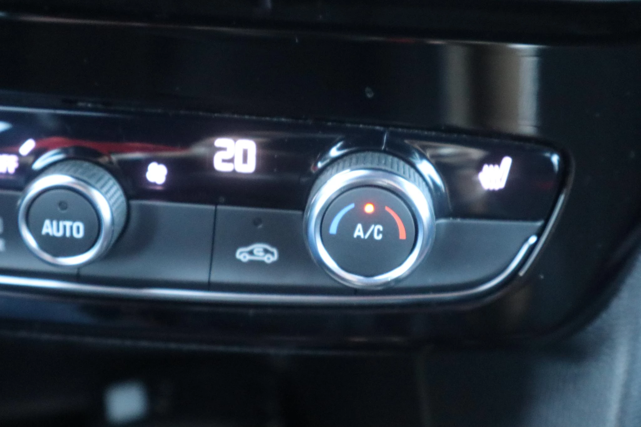 Hoofdafbeelding Opel Mokka-e