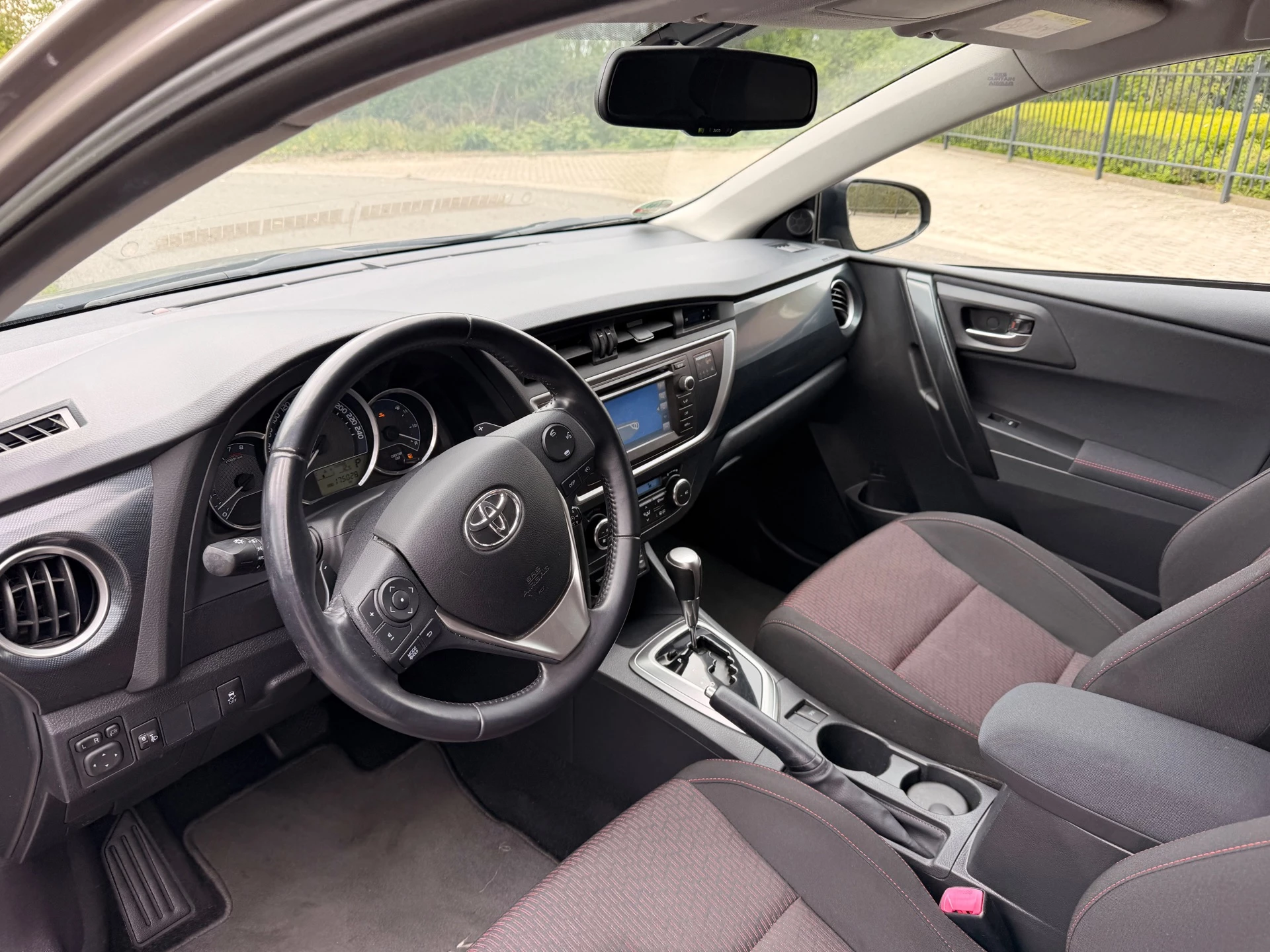 Hoofdafbeelding Toyota Auris