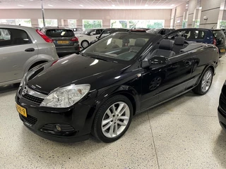 Hoofdafbeelding Opel Cabrio Opel Cabrio Cabrio 1.8 Enjoy Airco Cruise Keyless Afnb Trekhaak