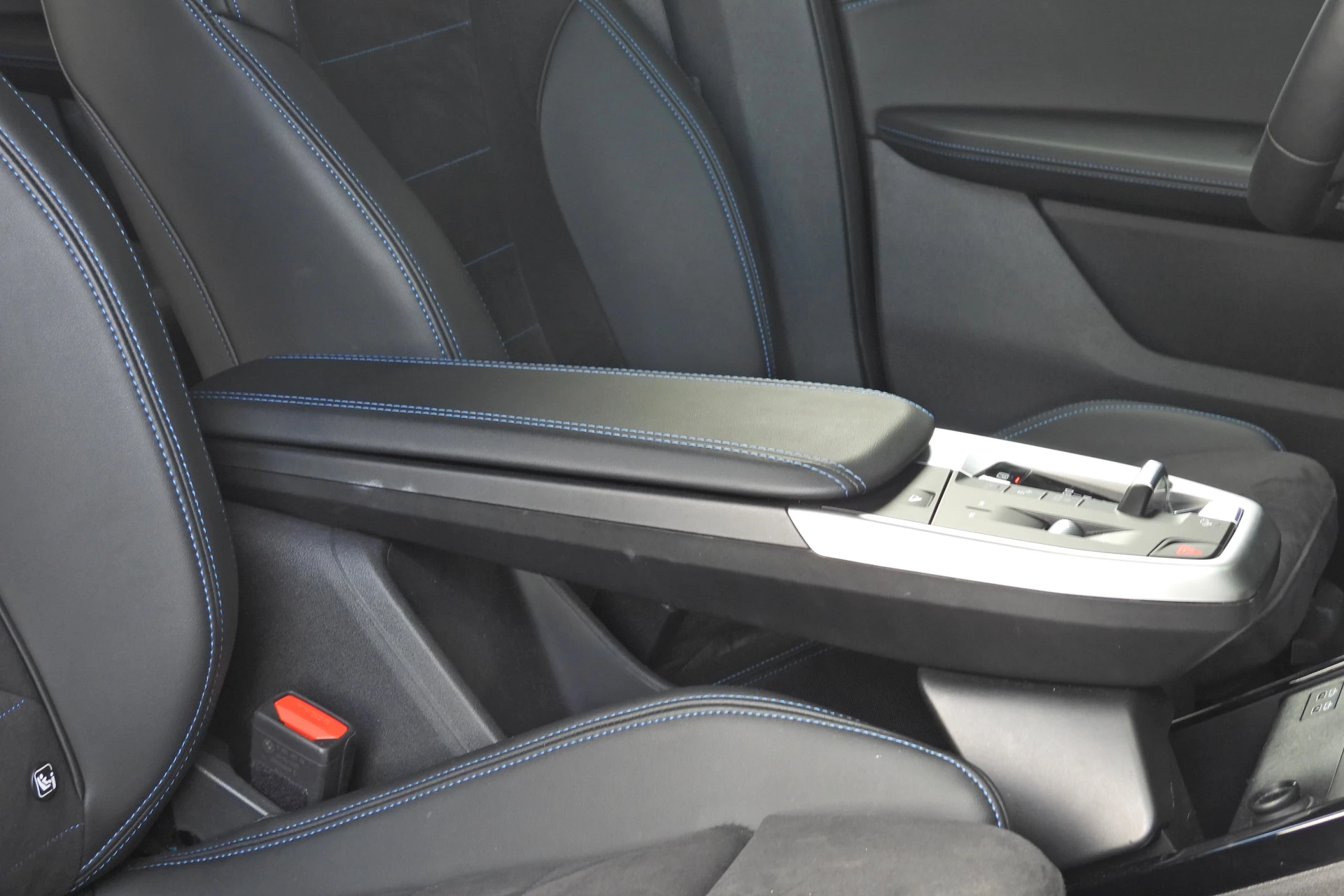 Hoofdafbeelding BMW iX2