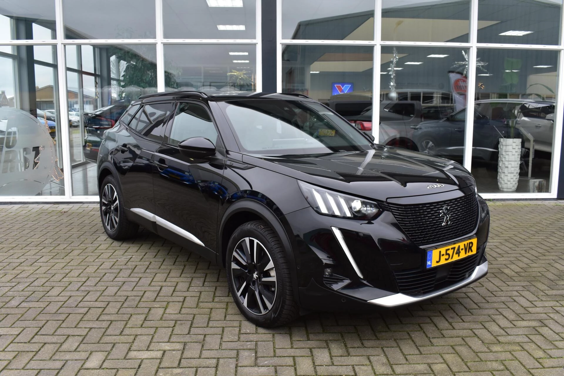 Hoofdafbeelding Peugeot e-2008