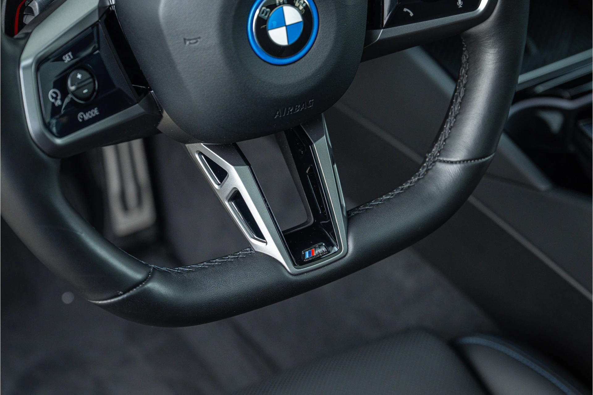 Hoofdafbeelding BMW i5