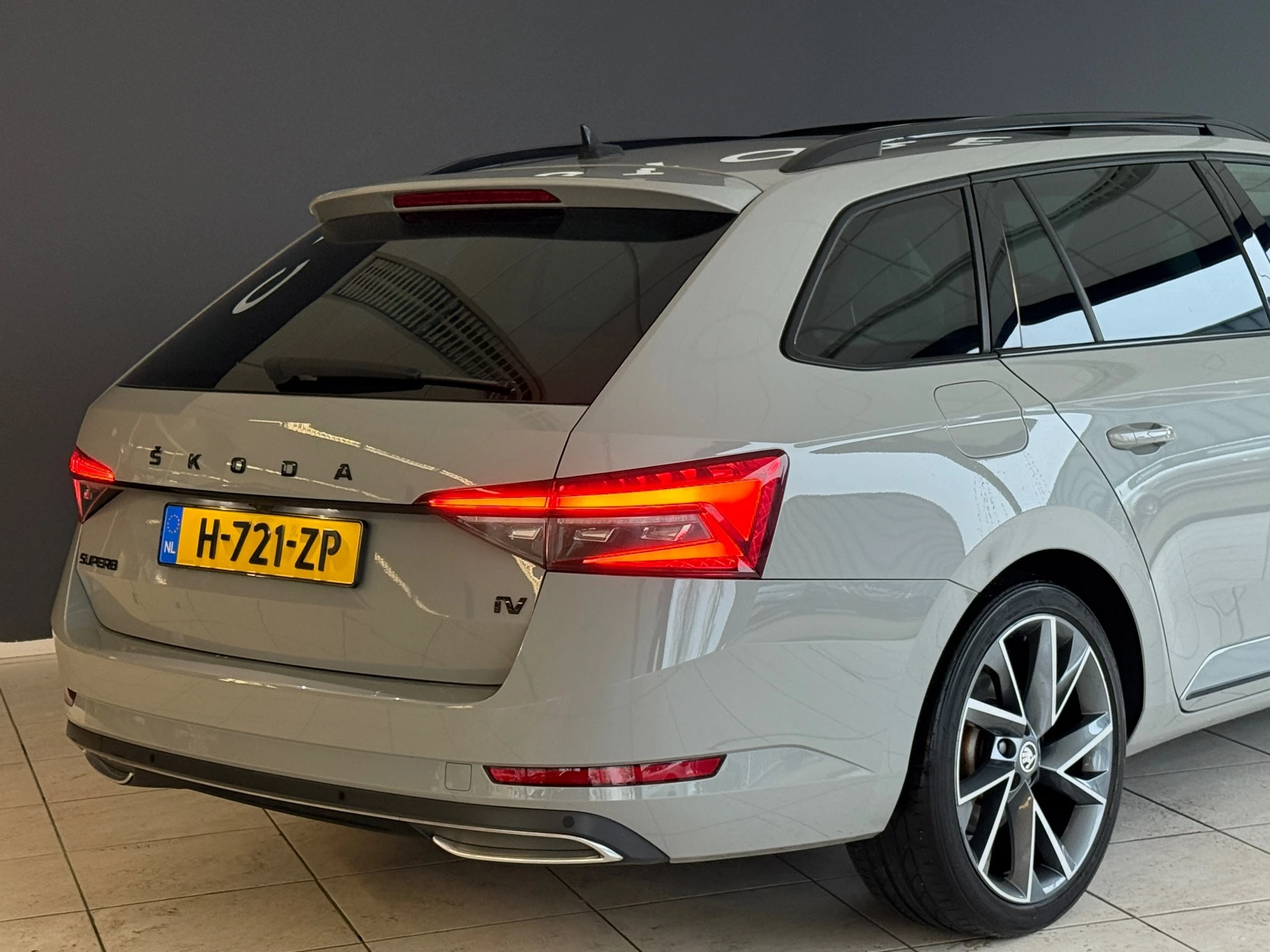 Hoofdafbeelding Škoda Superb